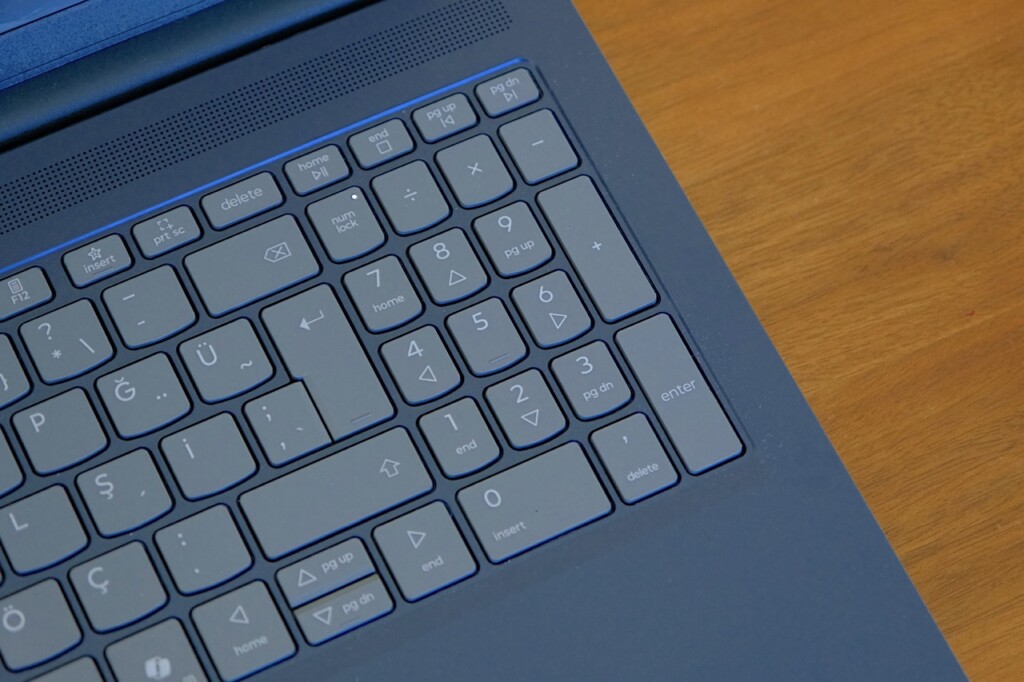 Büyük ekran, uzun ömürlü pil, makul fiyat! Lenovo IdeaPad Slim 3 16IRH10 İncelemesi