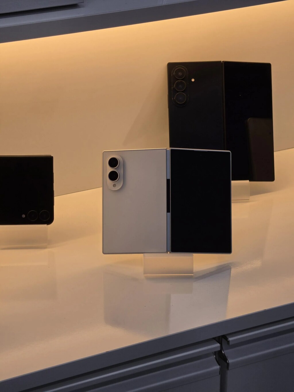 Samsung Galaxy Z Fold 8 tanıtımdan önce mağazada görüntülendi