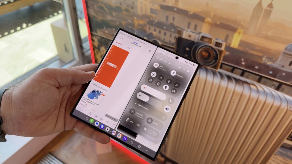 Samsung iki yeni Fold modelini tanıttı: Ultra sürüm 200 MP kamerayla geliyor