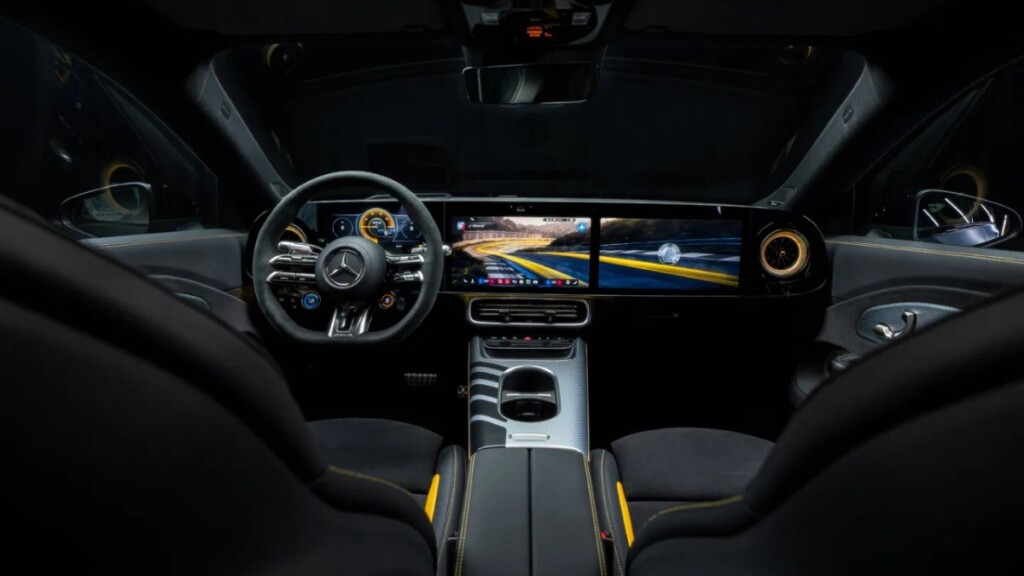Mercedes-AMG elektrikli CLA 45 modelini 680 beygir gücüyle tanıttı