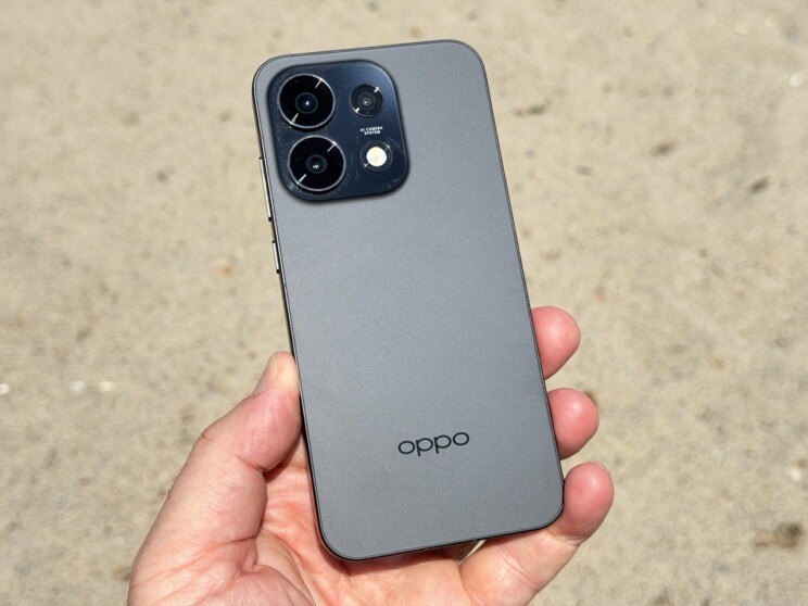 OPPO Reno16 Pro 7.000 TL ucuzladı: 200 MP kamera ve 512 GB depolama