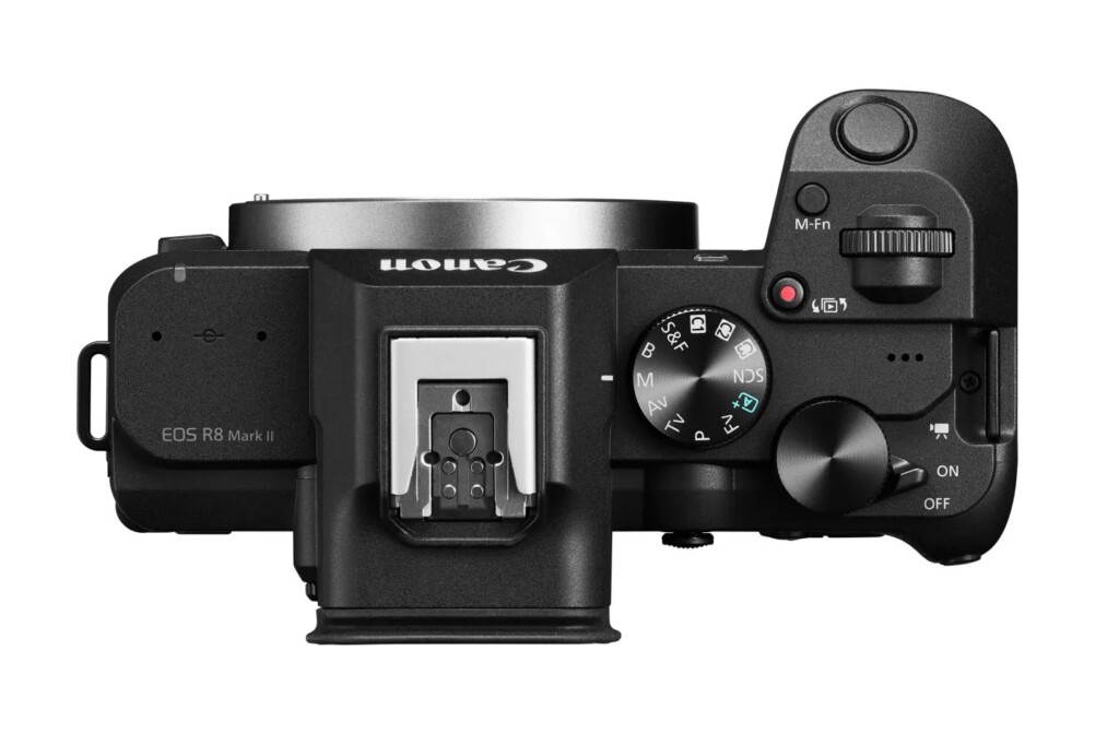 Canon EOS R8 Mark II yenilendi ve artık görüntü sabitleme var