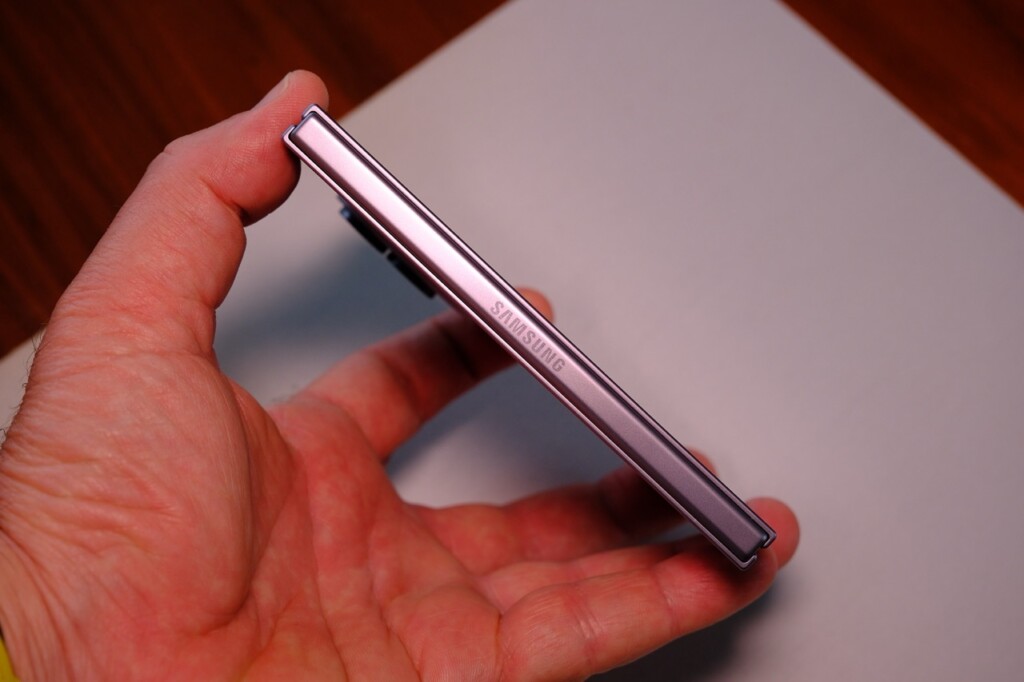 Küçük gövdede büyük ekran keyfi! Samsung Galaxy Z Fold 8 İncelemesi