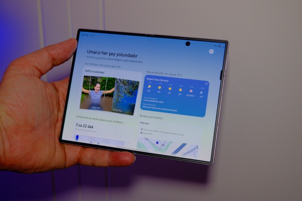 Küçük gövdede büyük ekran keyfi! Samsung Galaxy Z Fold 8 İncelemesi