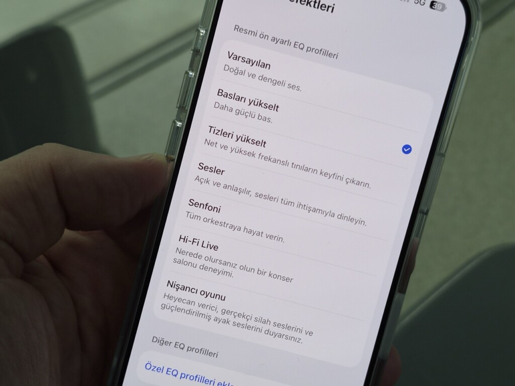 Kısa saplı tasarım ve dengeli ses nasıl bir araya geliyor? Huawei FreeBuds Neo İncelemesi
