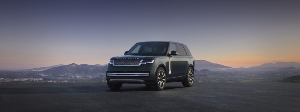 Elektrikli Range Rover sonunda geldi ve bildiğimiz Range Rover gibi görünüyor