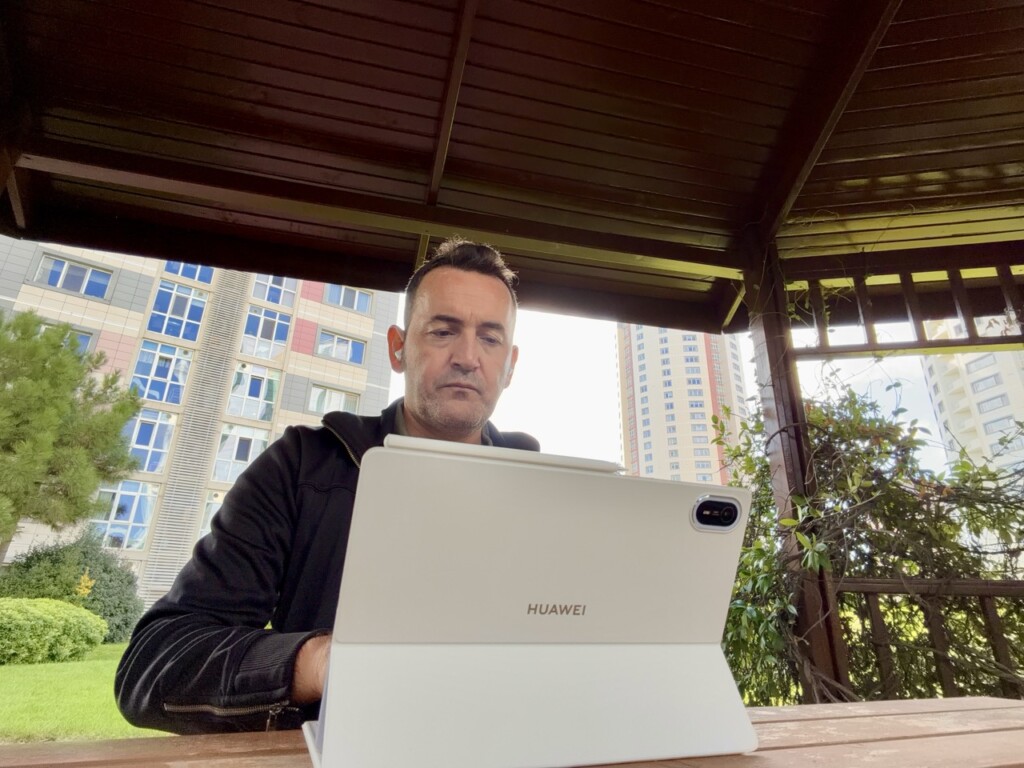 Hafif gövdede güçlü bir çalışma alanı: Huawei MatePad Air İncelemesi