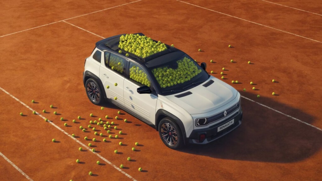 Renault 4 E-Tech yenilendi, daha uzun menzil ve yeni batarya seçeneği geldi